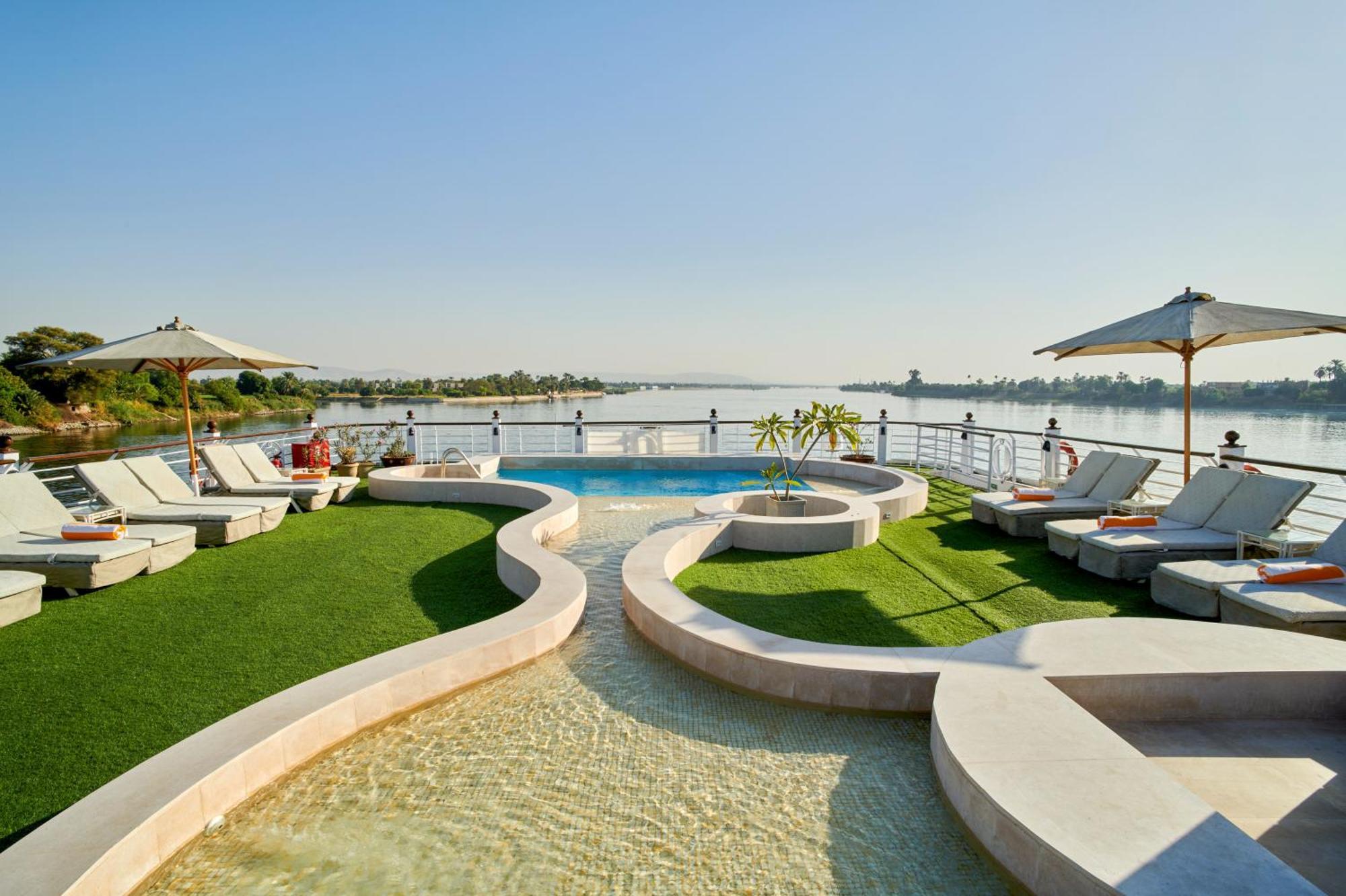 Moevenpick Royal Lotus Nile Cruise, Every Monday Four Nights From Luxor, Every Friday Three Nights From Aswan - Including Excursions & Sightseeing Esterno foto