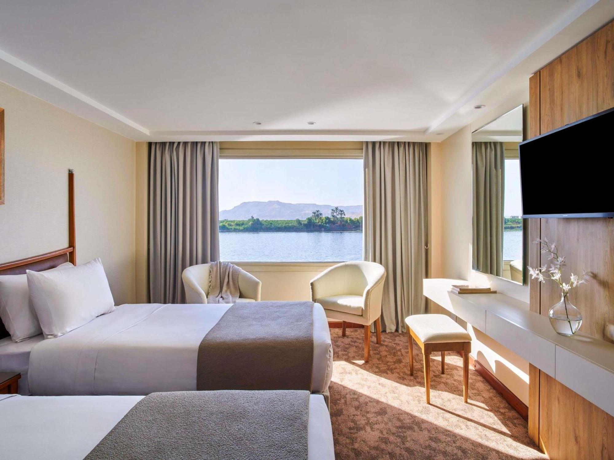 Moevenpick Royal Lotus Nile Cruise, Every Monday Four Nights From Luxor, Every Friday Three Nights From Aswan - Including Excursions & Sightseeing Esterno foto