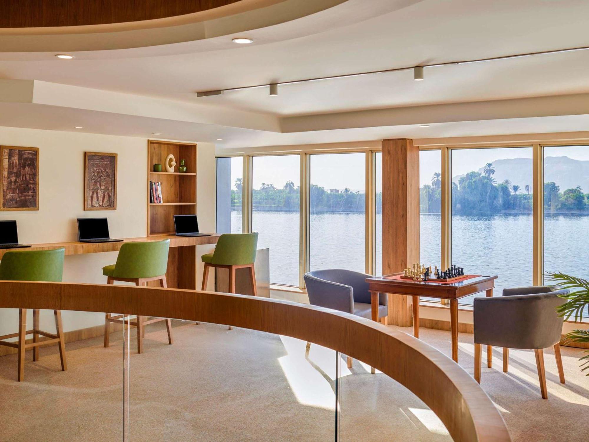 Moevenpick Royal Lotus Nile Cruise, Every Monday Four Nights From Luxor, Every Friday Three Nights From Aswan - Including Excursions & Sightseeing Esterno foto