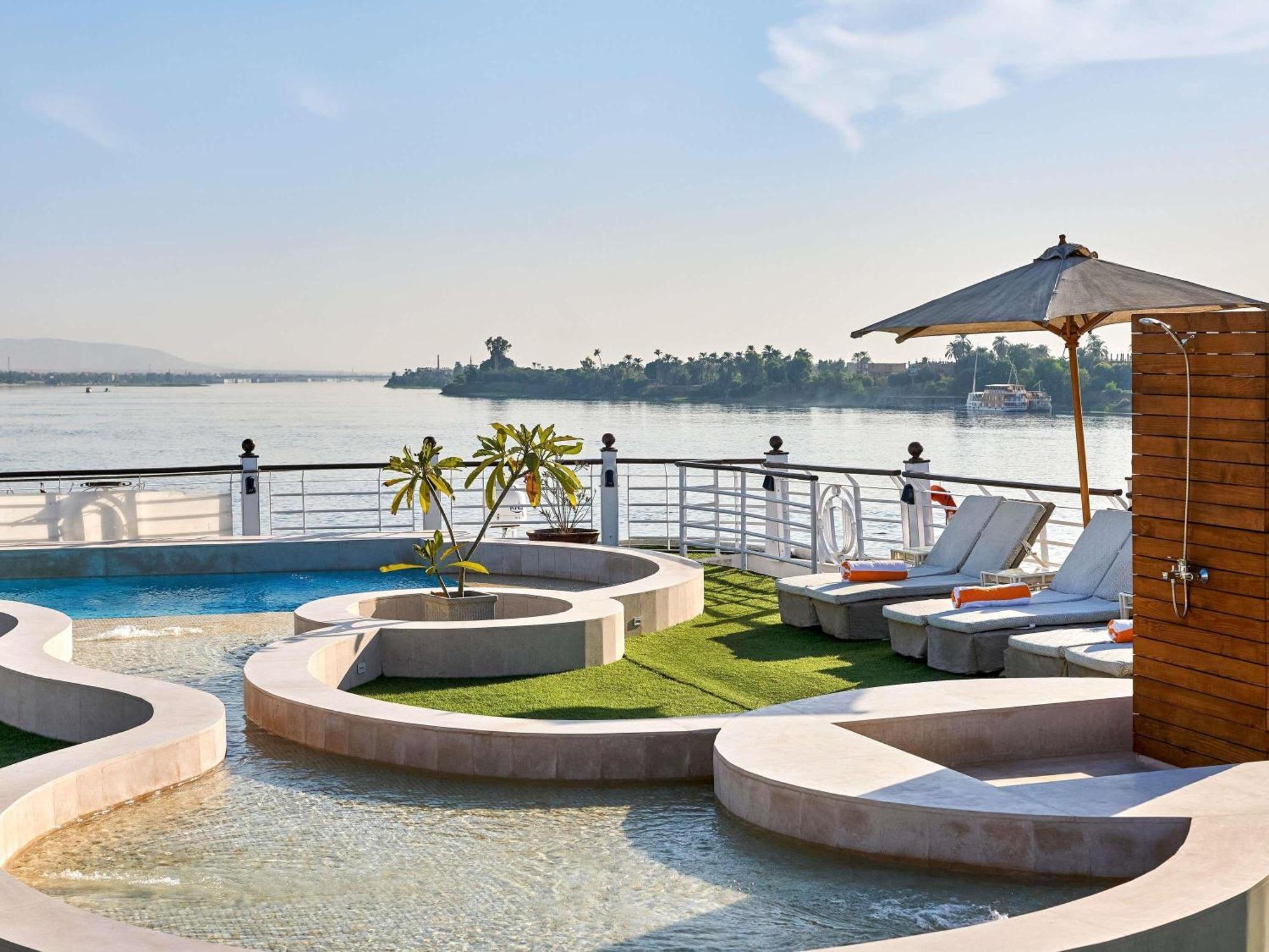 Moevenpick Royal Lotus Nile Cruise, Every Monday Four Nights From Luxor, Every Friday Three Nights From Aswan - Including Excursions & Sightseeing Esterno foto