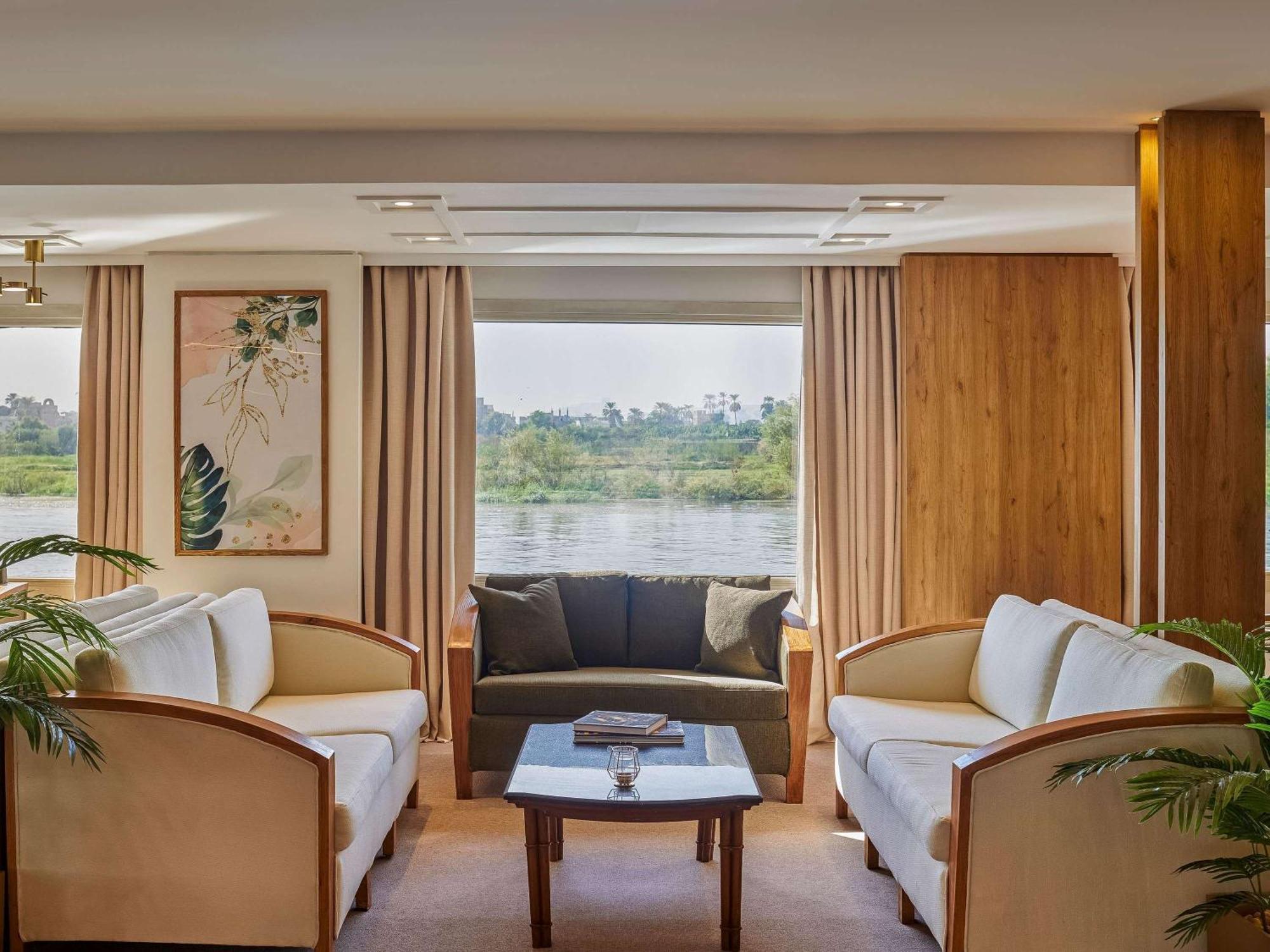 Moevenpick Royal Lotus Nile Cruise, Every Monday Four Nights From Luxor, Every Friday Three Nights From Aswan - Including Excursions & Sightseeing Esterno foto